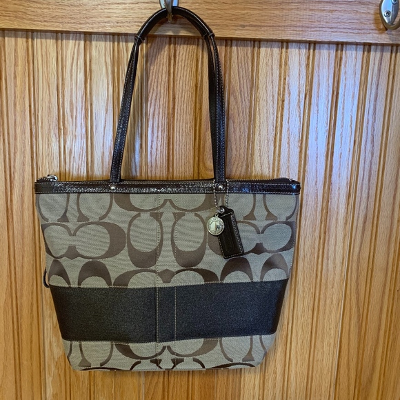 Coach Handbags - Coach Tan Signature Canvas Tote